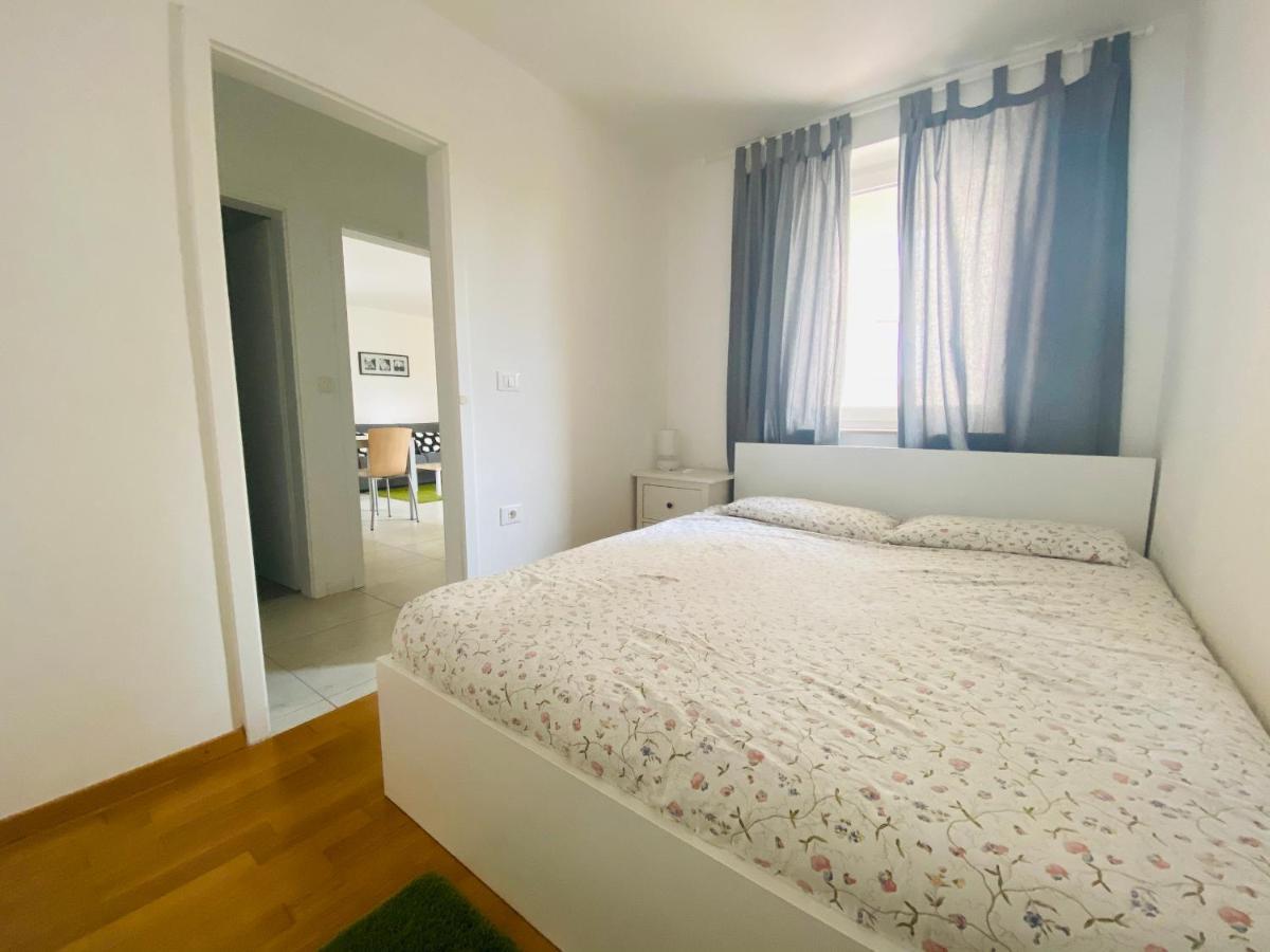 Apartments Lucija ポルトローシュ エクステリア 写真